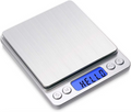 Mini balance de cuisine électronique de précision en acier inoxydable avec écran LCD rétroéclairé pour peser les ingrédients de recettes.