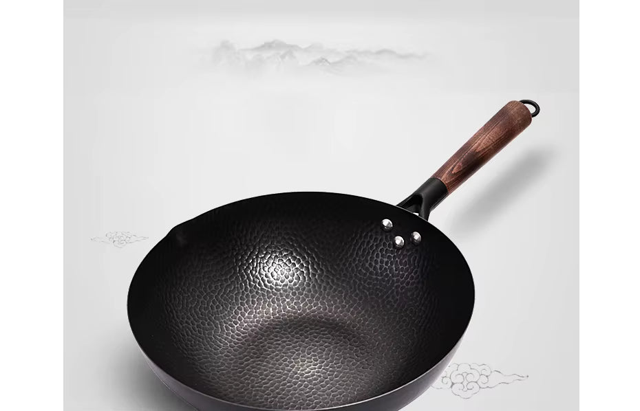 Wok traditionnel pour la cuisine familiale